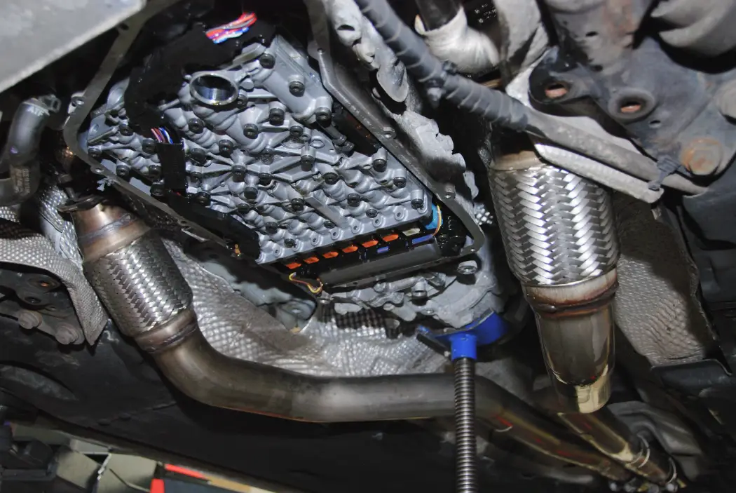 Gearbox service in progress